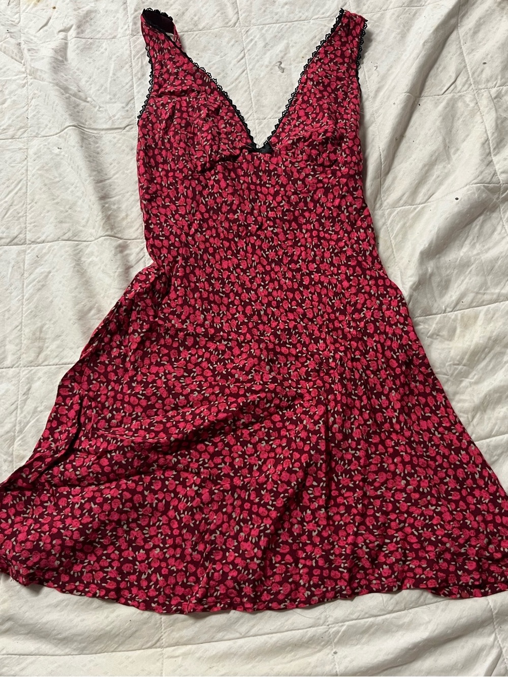 wild fable Red Floral V-Neck Mini Dress with Black Lace Trim
